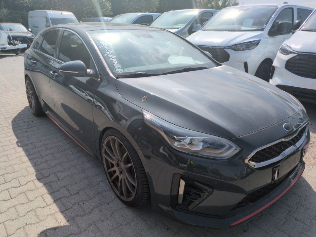 Kia ProCeed