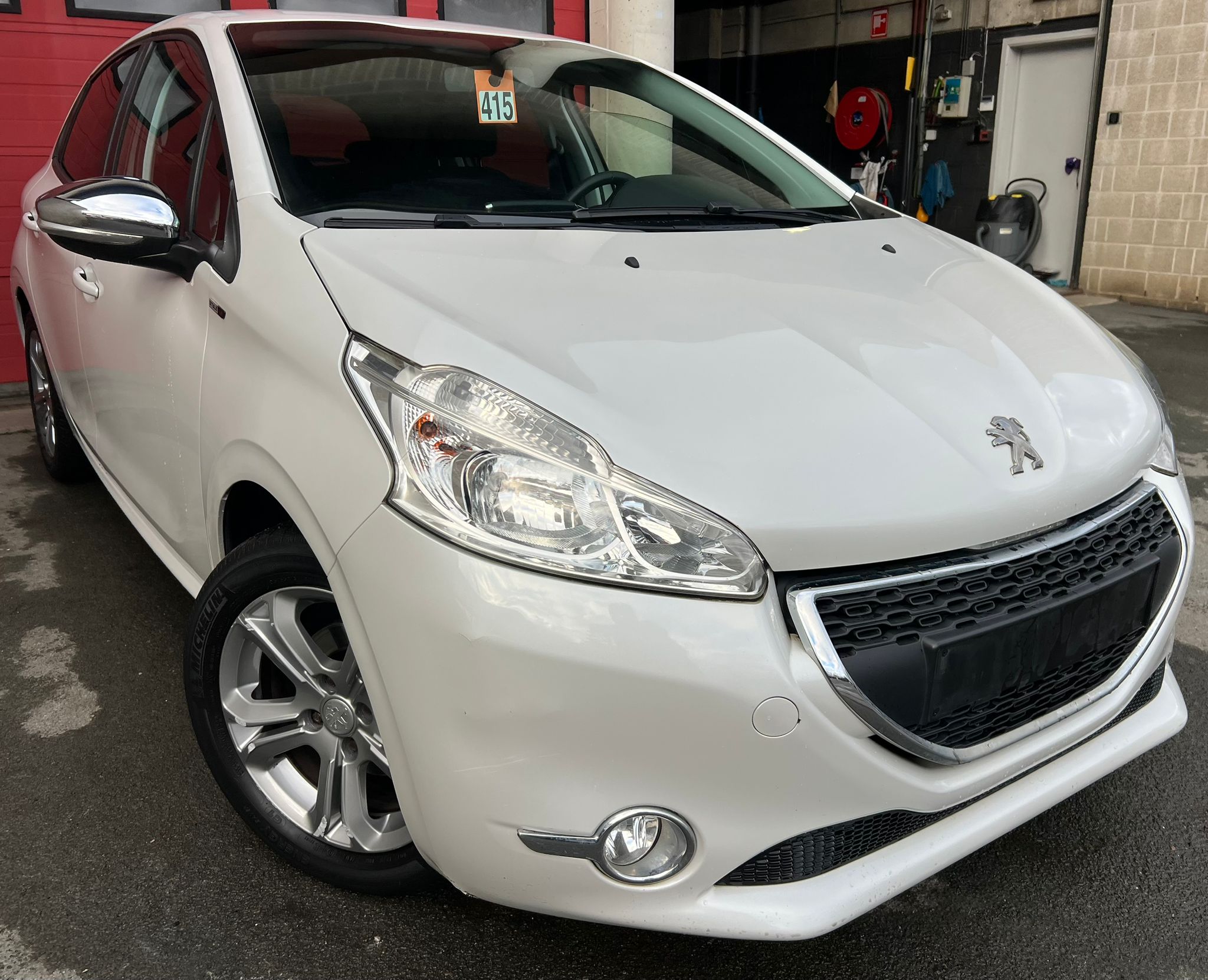 Peugeot 208 1.2i Style
