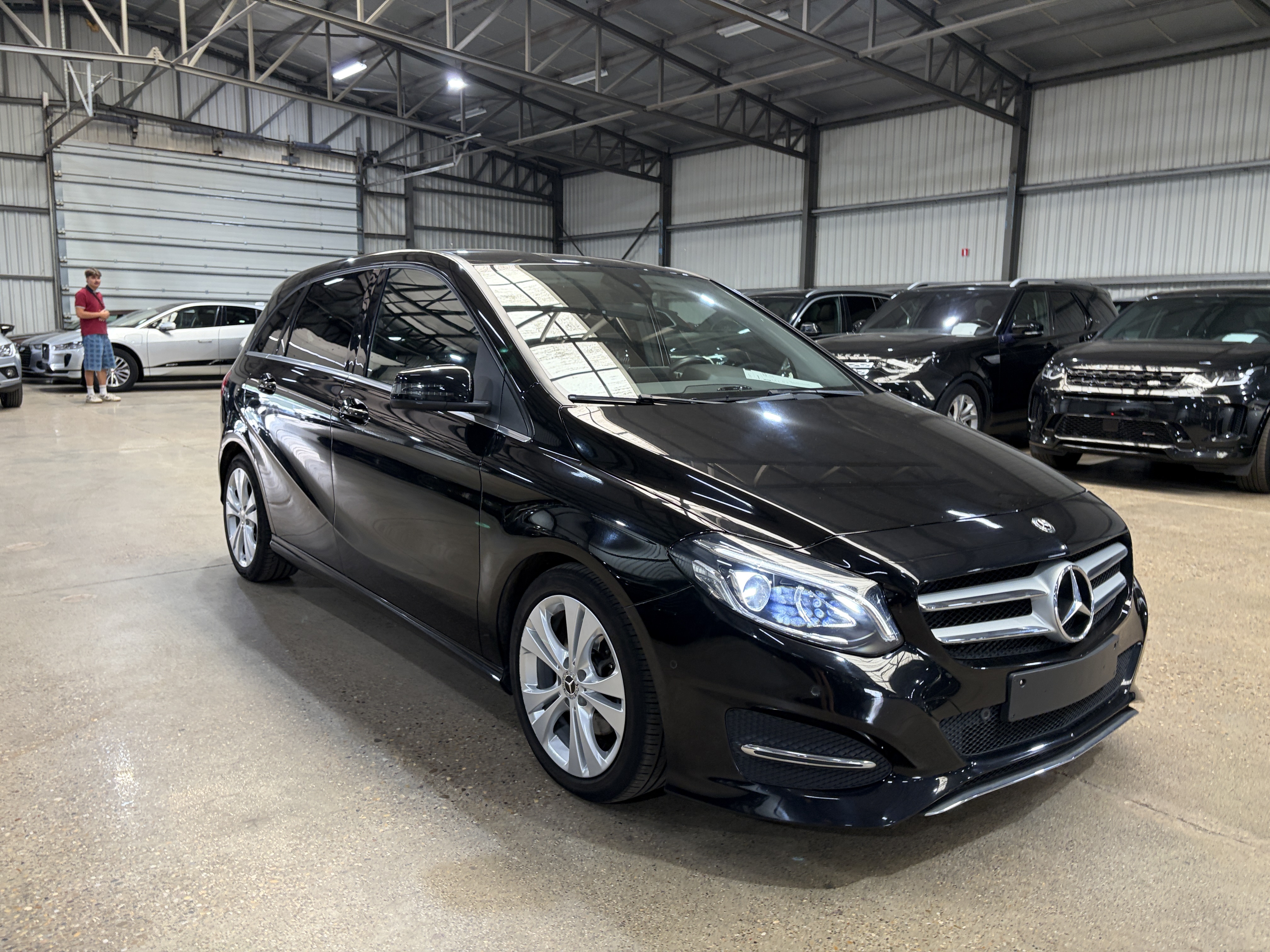 Mercedes-Benz B