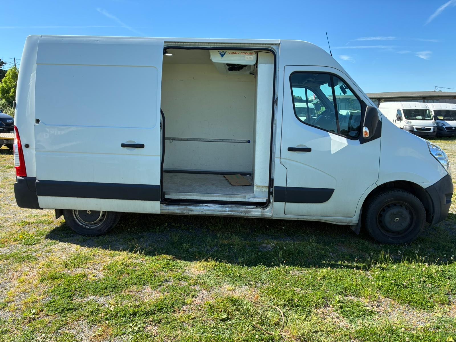 Renault Master L2H2 2.3