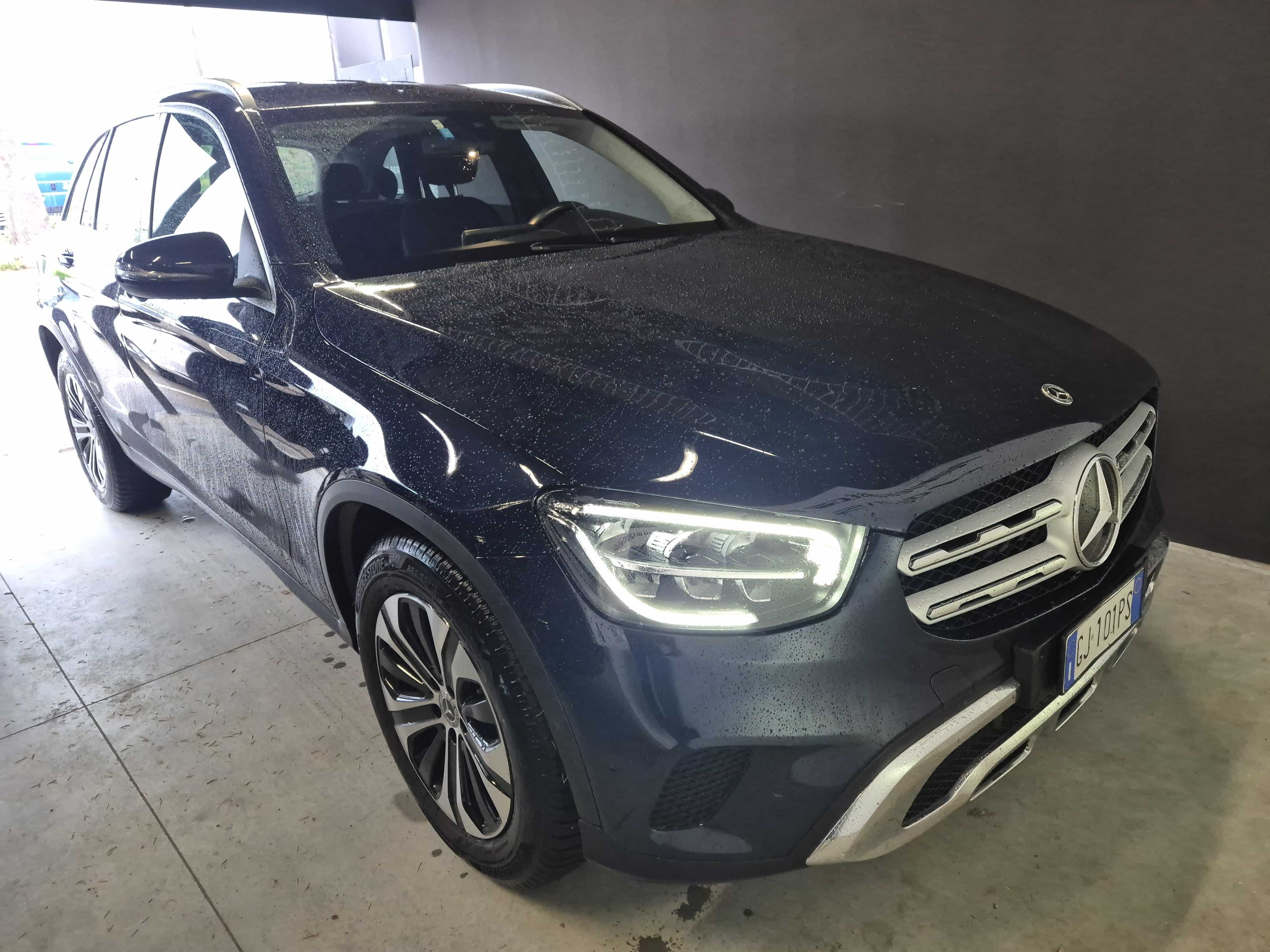 Mercedes-Benz GLC 300d Sport