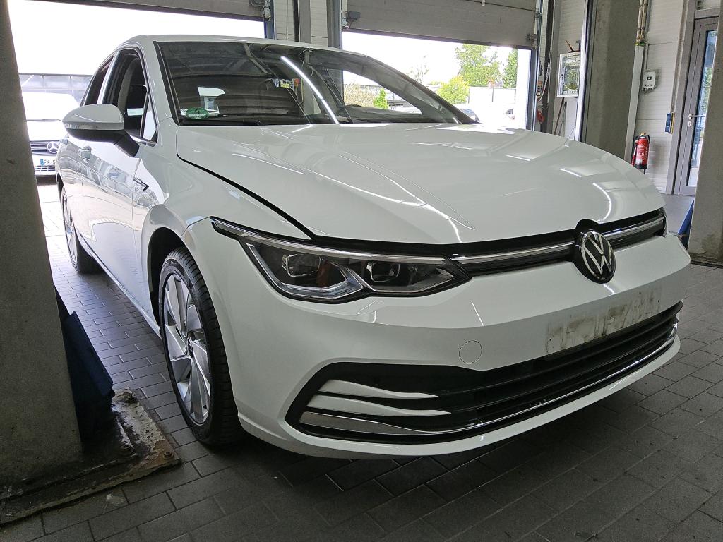 Volkswagen Golf 1.5 eTSI Style
