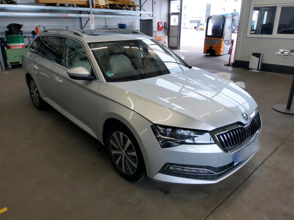 Skoda Superb Combi 2.0 TDI Style