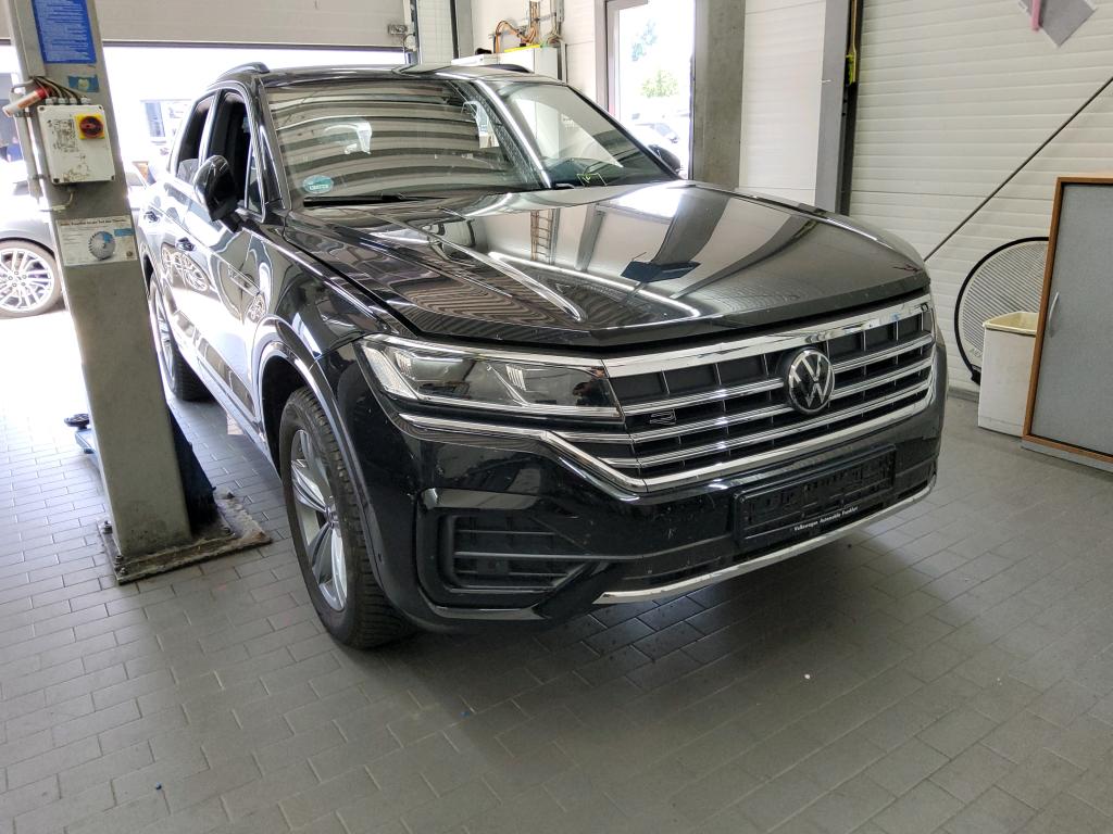 Volkswagen Touareg 3.0 TDI R-Line