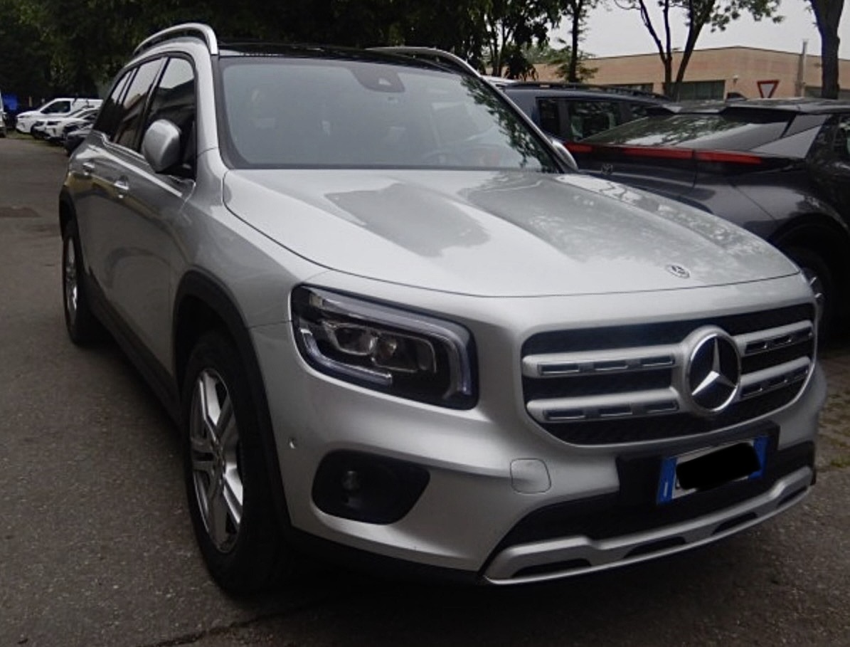 Mercedes-Benz GLB 180d