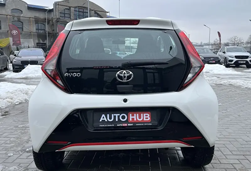 Toyota Aygo 2019 фото 9