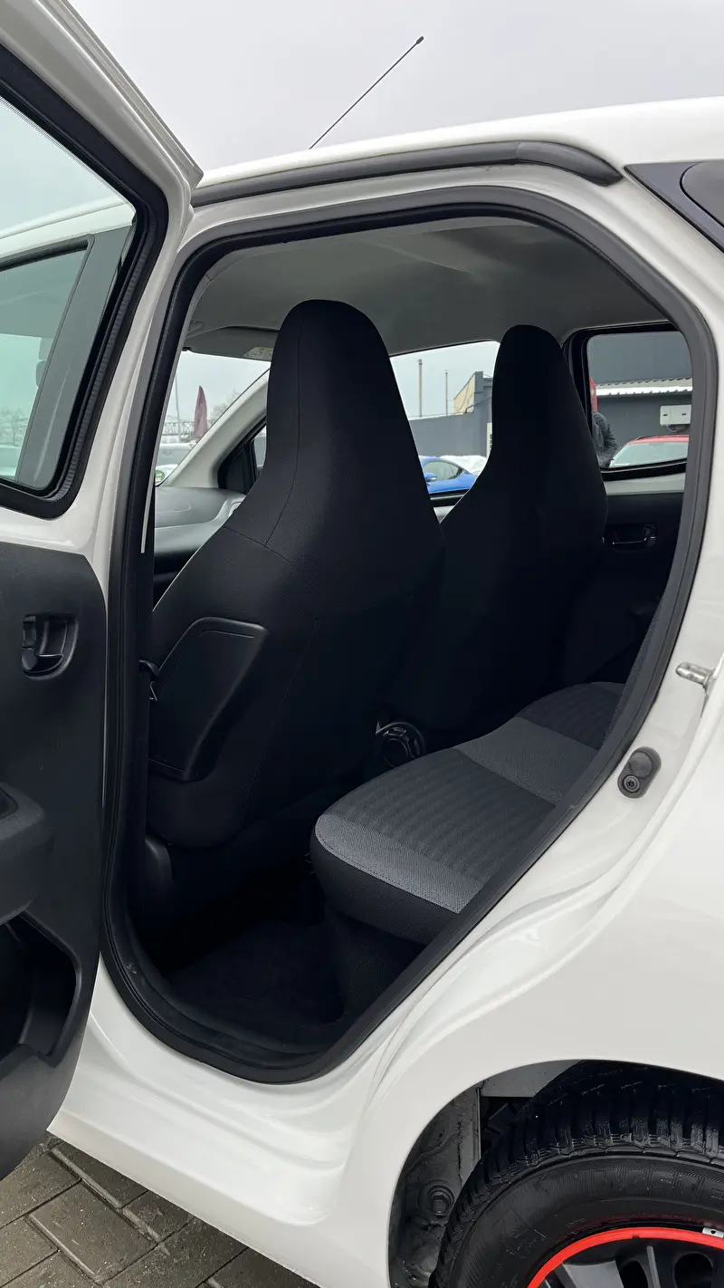 Toyota Aygo 2019 фото 14