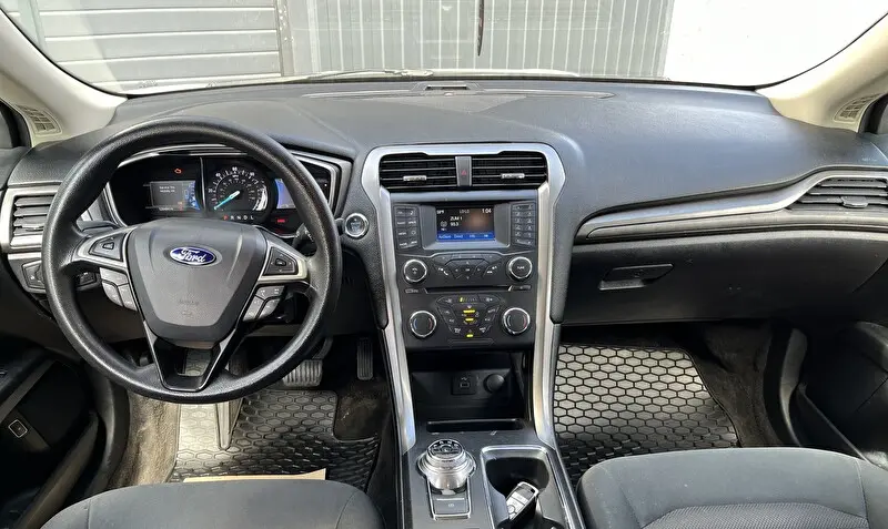 Ford Fusion 2017 foto 11