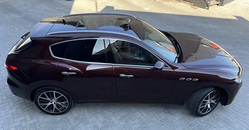 Maserati Levante 2017 фото 15