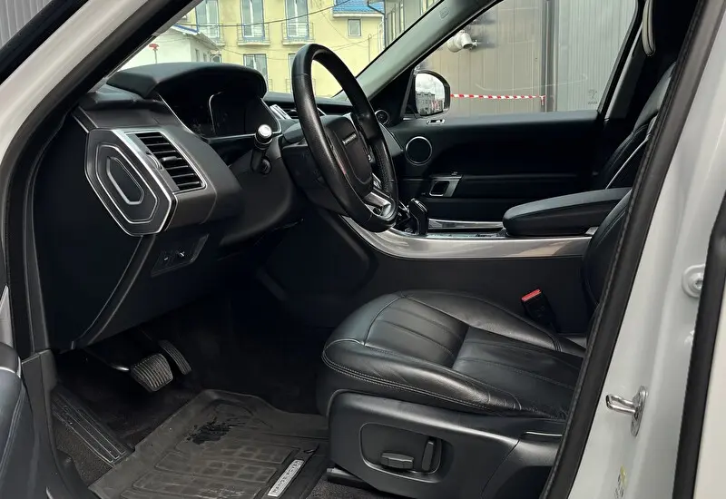Land Rover Range Rover Sport 2019 photo 11