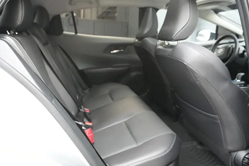 Toyota Prius 2024 фото 20