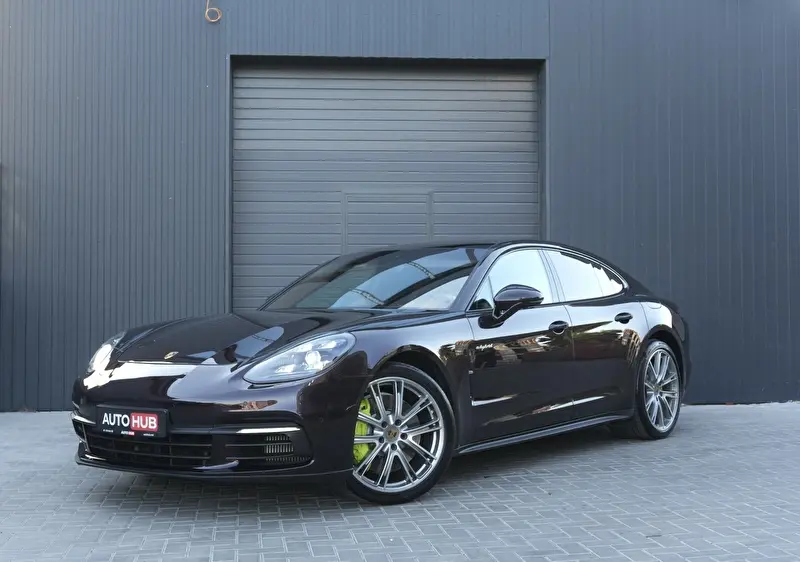 Porsche Panamera 2018 фото 2