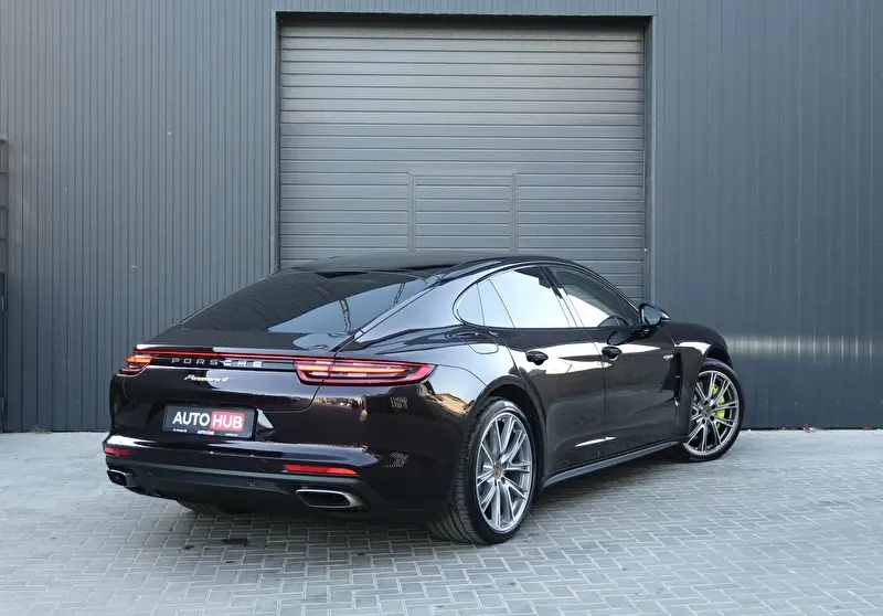 Porsche Panamera 2018 фото 5