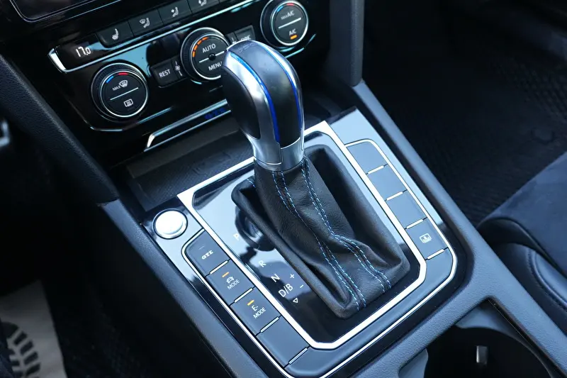 Volkswagen Passat 2018 фото 10