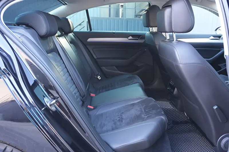 Volkswagen Passat 2018 фото 13