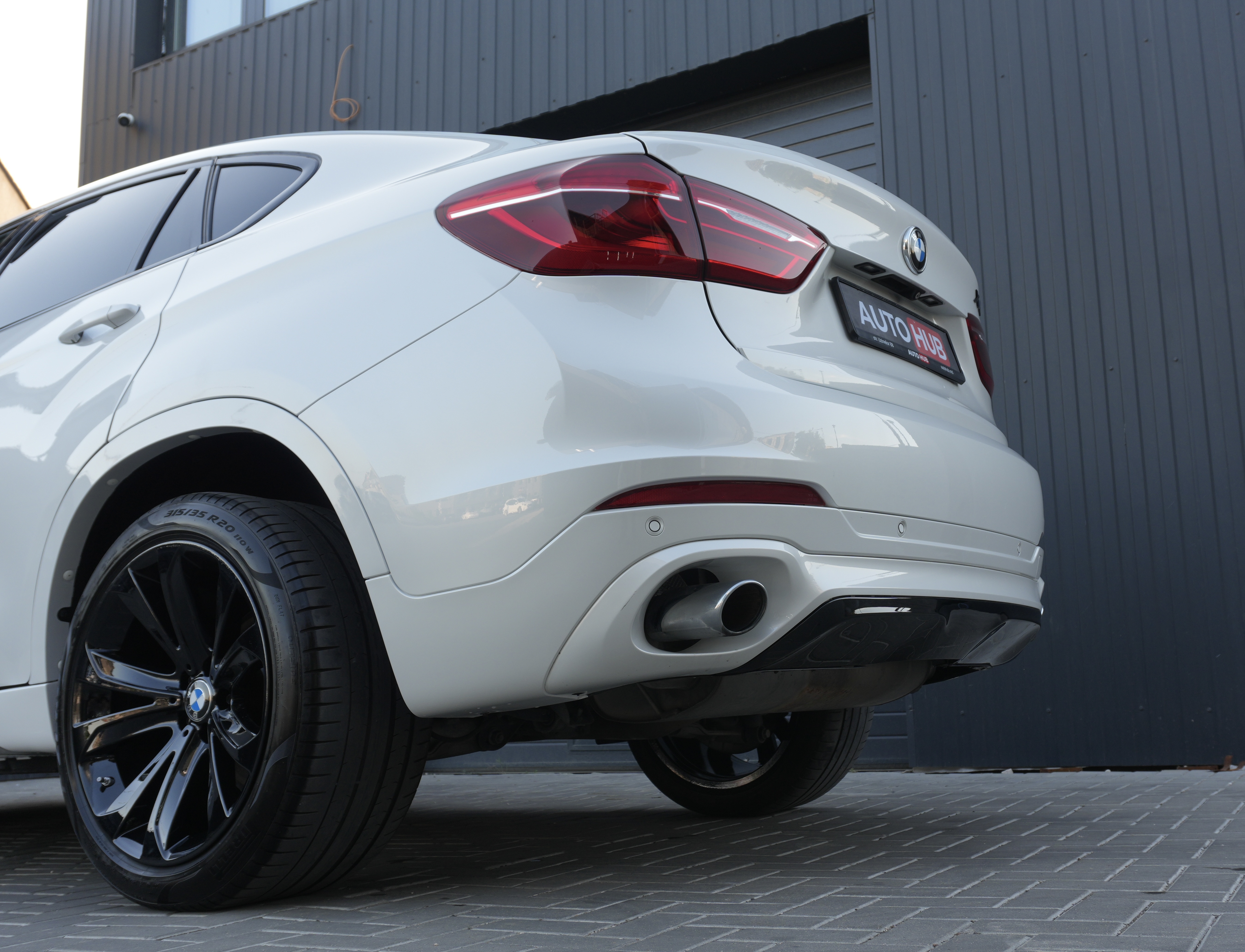 BMW X6