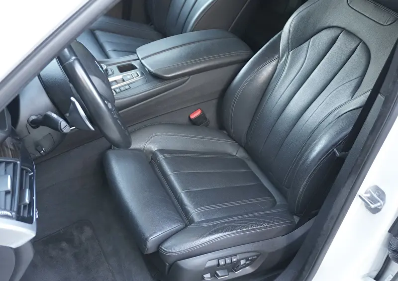 BMW X6 2017 фото 11