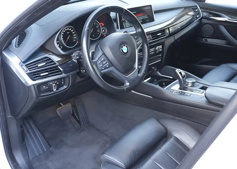 BMW X6 2017 фото 8