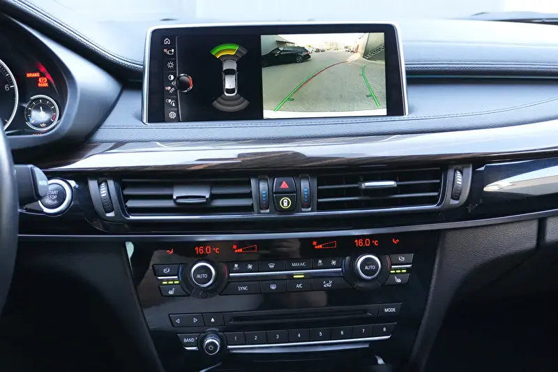 BMW X6 2017 фото 16