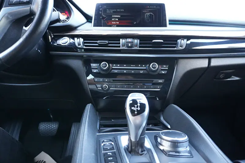 BMW X6 2017 фото 14