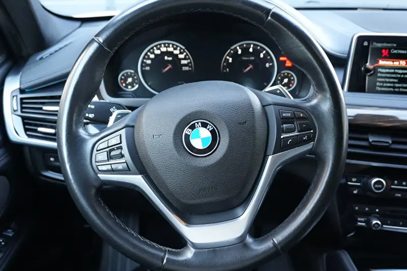 BMW X6 2017 фото 13