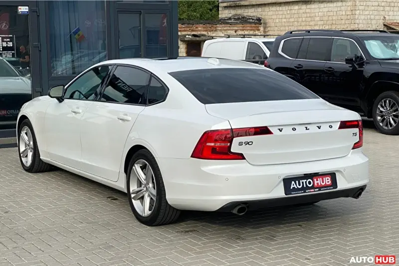 Volvo S90 2017 photo 4