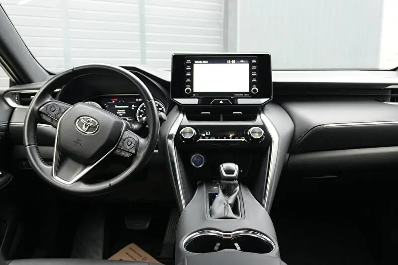 Toyota Venza 2021 фото 9