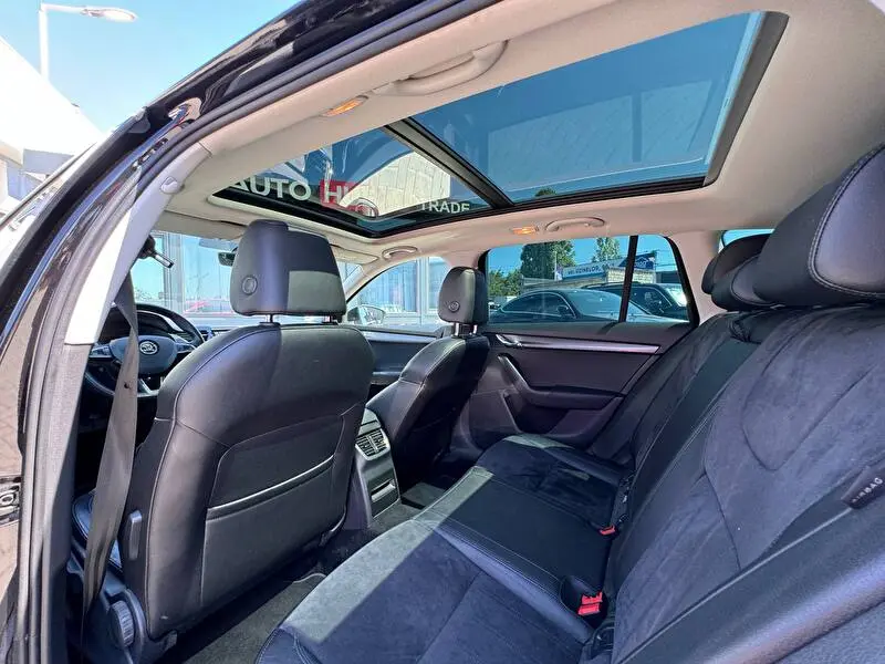 Skoda Octavia 2018 фото 6