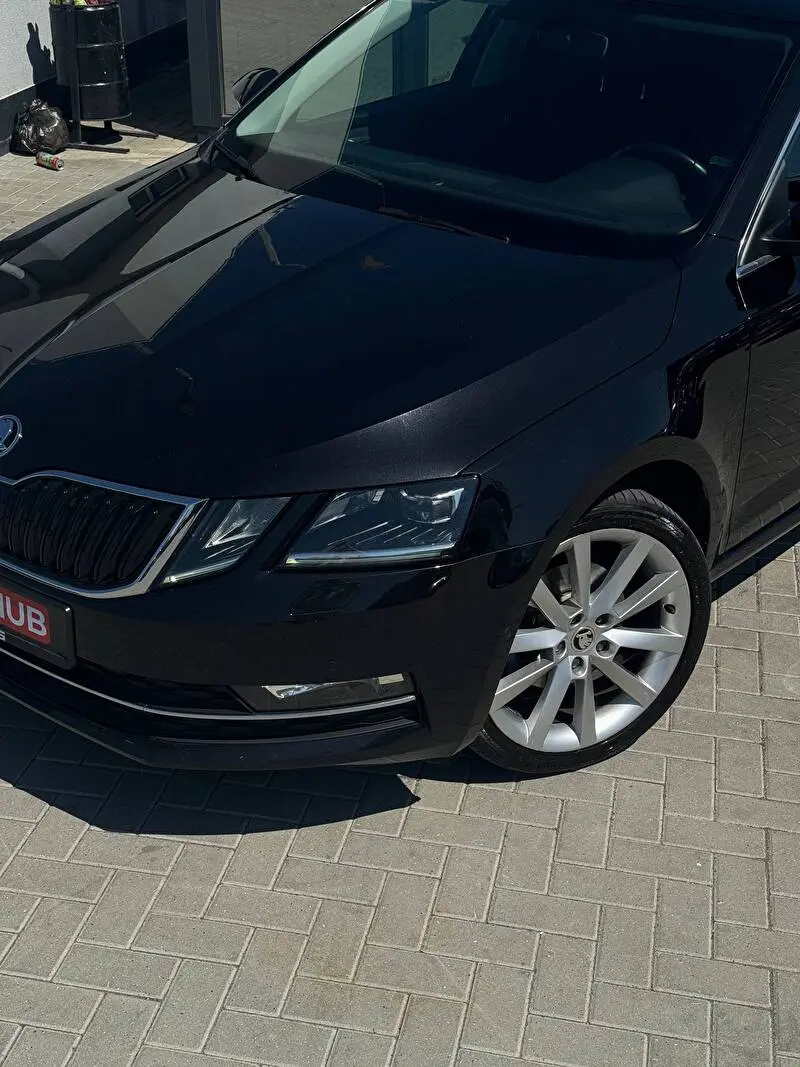 Skoda Octavia 2018 фото 3
