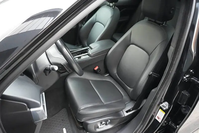 Jaguar F-Pace 2020 фото 9