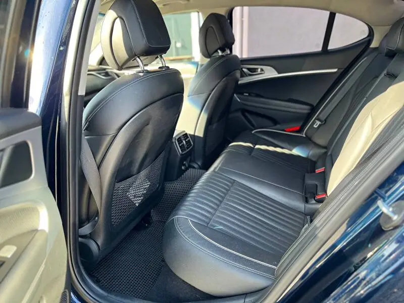 Genesis G70 2019 фото 6