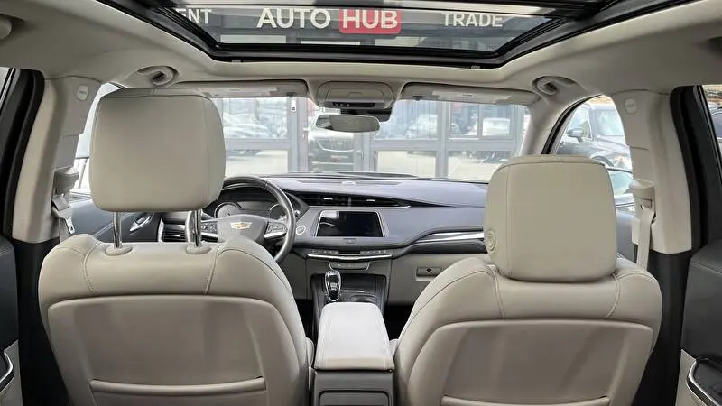 Cadillac XT4 2019 фото 8
