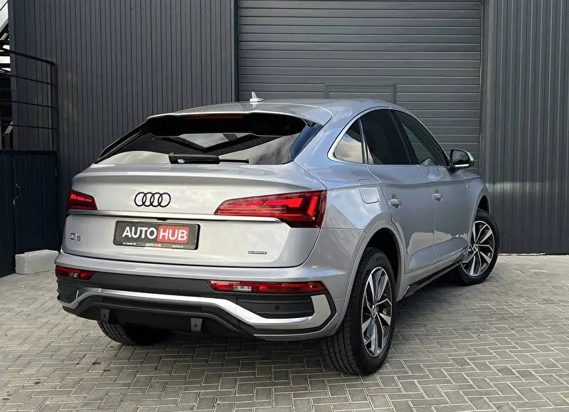 Audi Q5 2022 фото 4