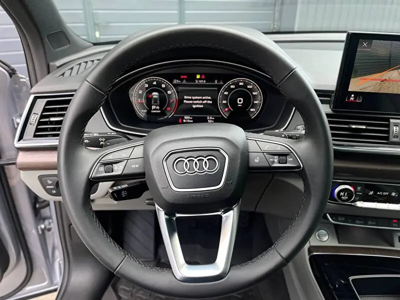 Audi Q5 2022 фото 8
