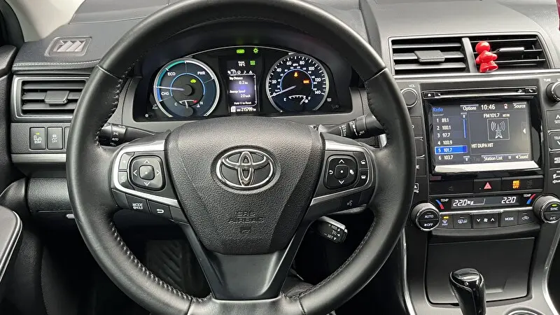 Toyota Camry 2015 фото 8