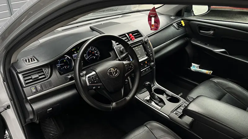 Toyota Camry 2015 фото 6
