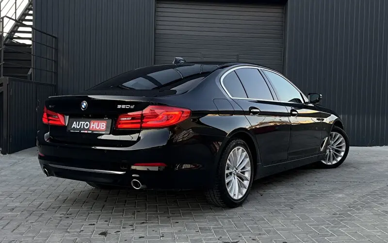 BMW 5-Series 2017 photo 3