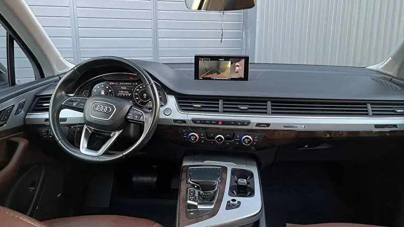 Audi Q7 2017 foto 9