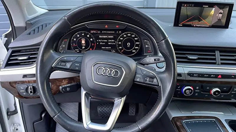 Audi Q7 2017 foto 10