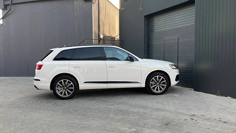 Audi Q7 2017 foto 5