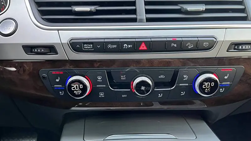 Audi Q7 2017 foto 14