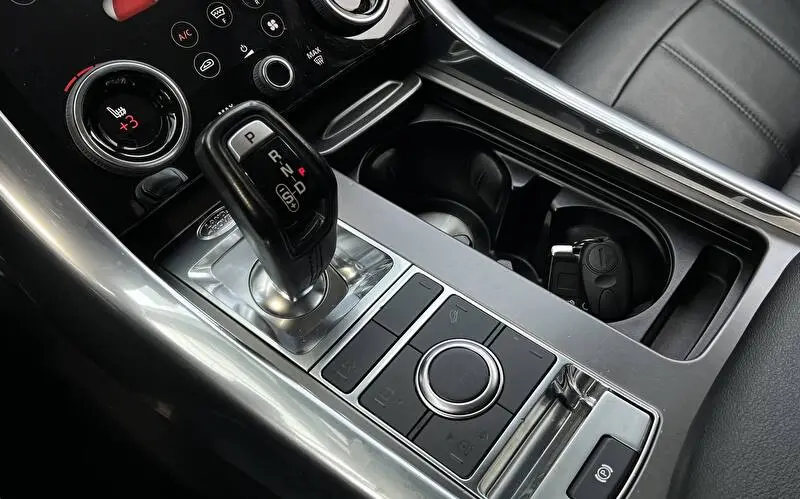 Land Rover Range Rover Sport 2018 photo 13