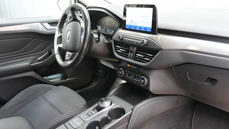 Ford Focus 2019 фото 7