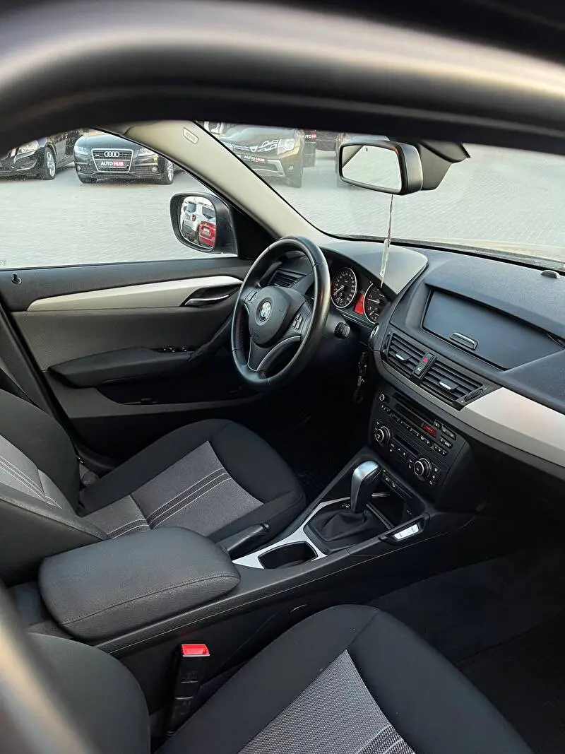 BMW X1 2012 фото 5