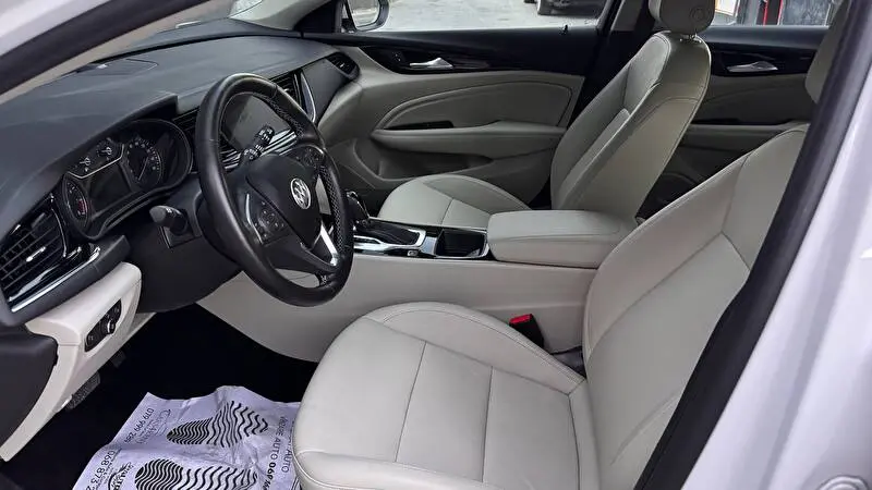 Buick Regal 2019 foto 12