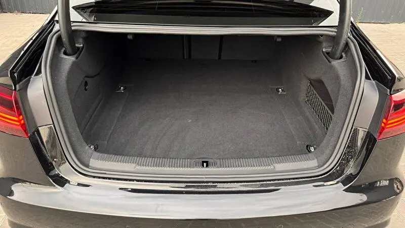 Audi A6 2016 фото 20
