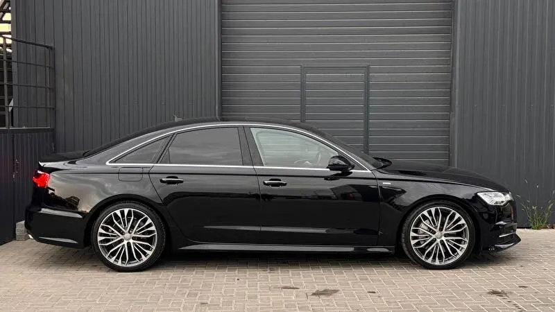 Audi A6 2016 фото 9