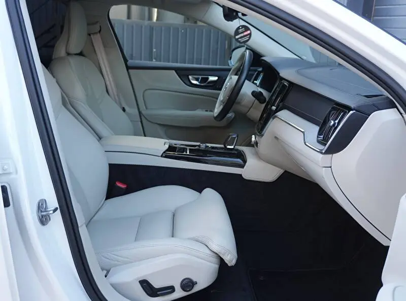 Volvo S60 2021 photo 11