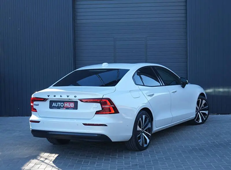 Volvo S60 2021 photo 9