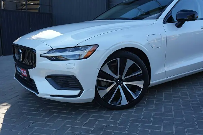 Volvo S60 2021 photo 3
